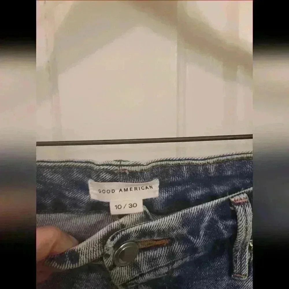 Good American Distressed Jeans Size 10 - Picture 2 of 6